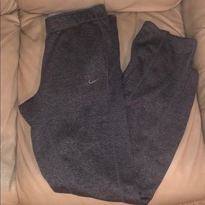 Nike therma-fit sweatpants